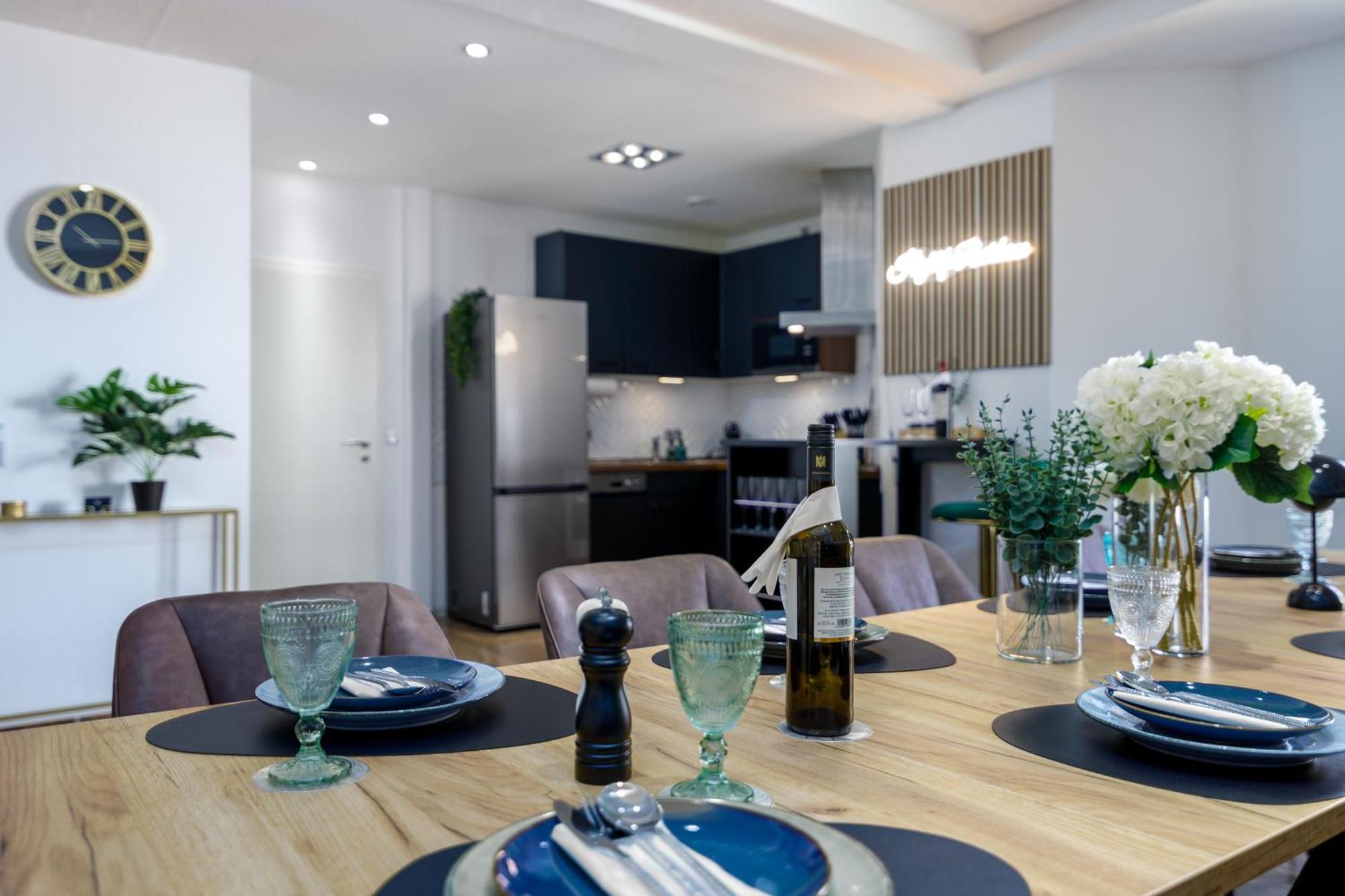Highlife Apartment One Wiesbaden Wilhelmstrasse Esterno foto